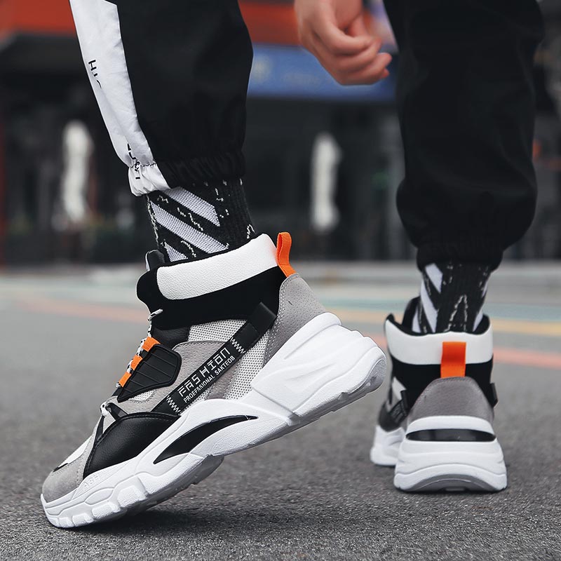 Hightop di trasporto degli uom - Luxury Lifestyle News recensione e prezzo