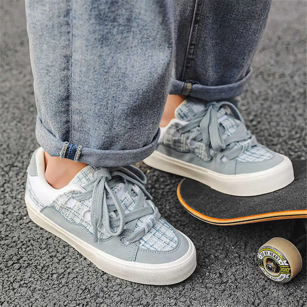 Con allacciatura Scarpe da scu - Luxury Lifestyle News recensione e prezzo