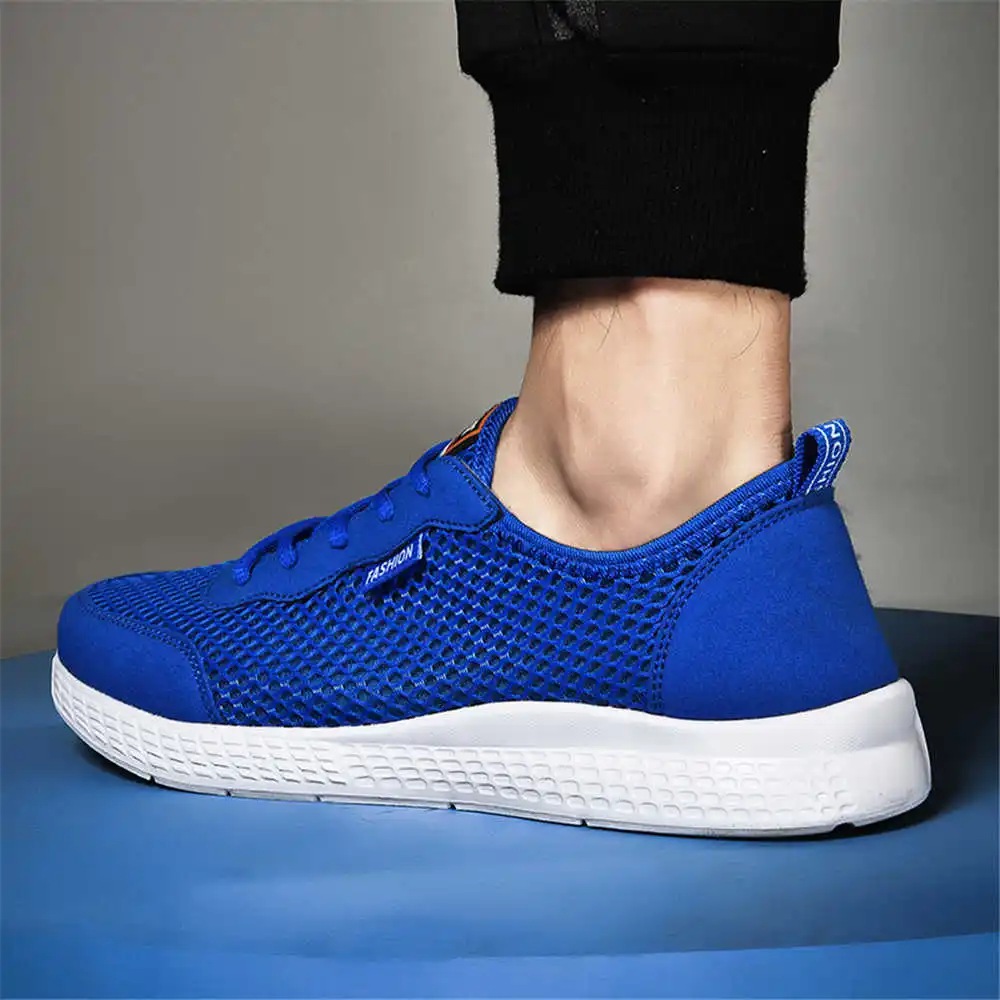 35-46 Scarpe da ginnastica blu - Luxury Lifestyle News recensione e prezzo